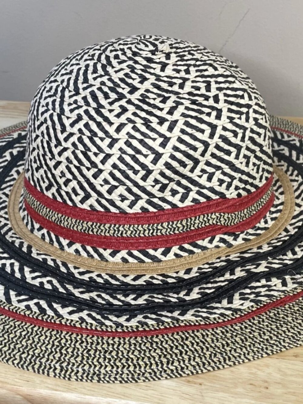 Women's Woven Straw Floppy Sun Hat Adjustable Tribal Geometric Wide Brim Boho - Picture 5 of 6